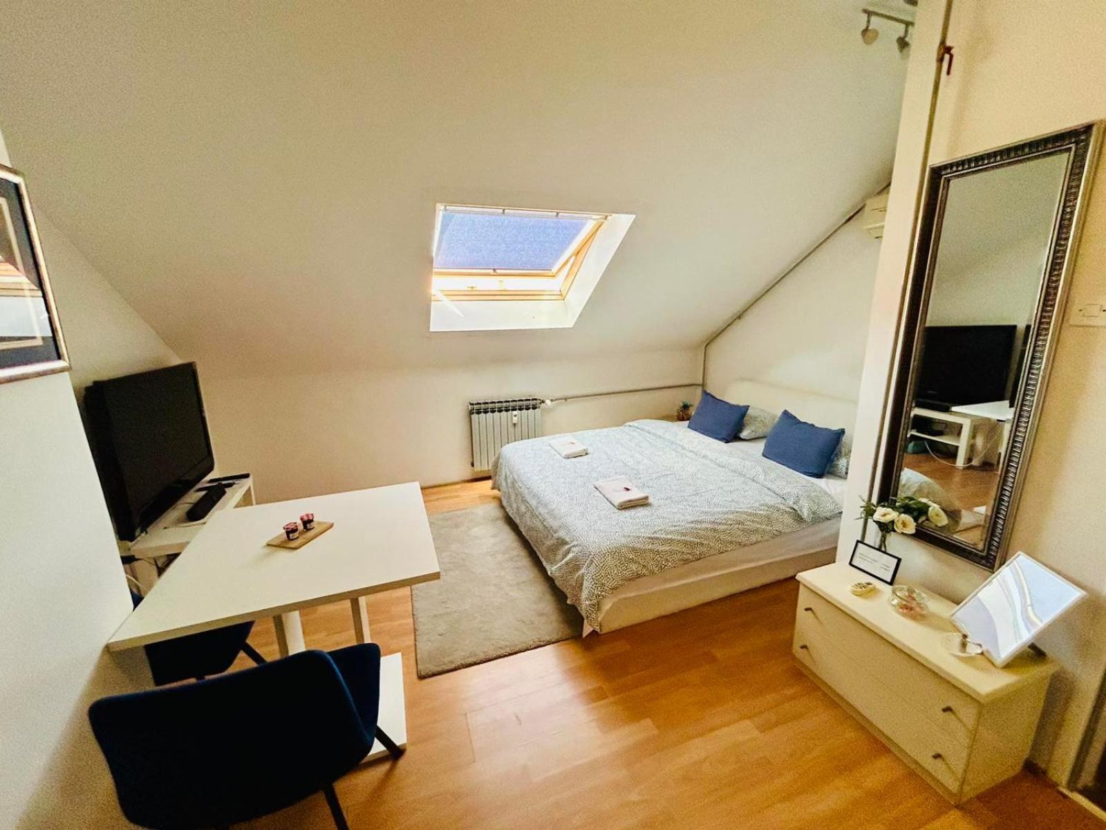 Mia Airport Studio Apartment - 0-24H Self Check In&Out - Parking On Site Velika Gorica Exteriör bild